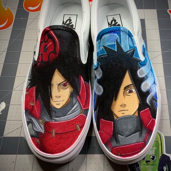 Men’s Custom Vans - Picture 2 of 5